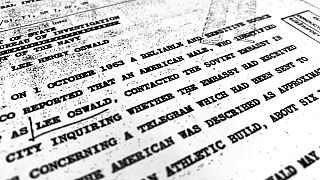 John F. Kennedy suikastine ilişkin arşivdeki binlerce belge kamuoyuna açıldı.