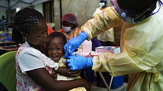 Un enfant est vacciné contre Ebola, le 13 juillet 2019, à Beni en République démocratique du Congo.