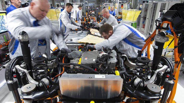 Small wins for eurozone manufacturing sector as downturn eases thumbnail