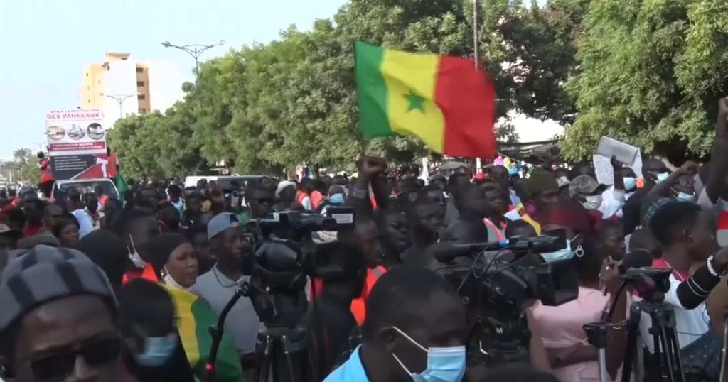 Hundreds protest treatment of Senegal's opposition | Africanews