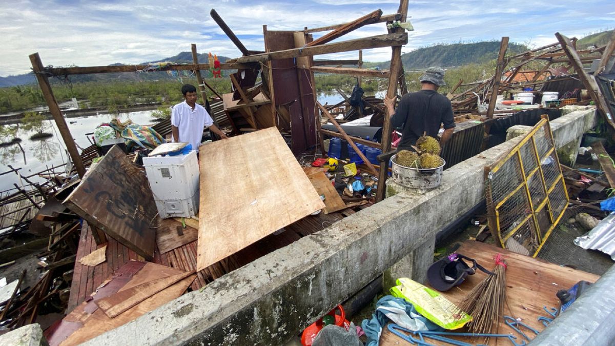 Tufão Rai semeou morte e destruição nas Filipinas
