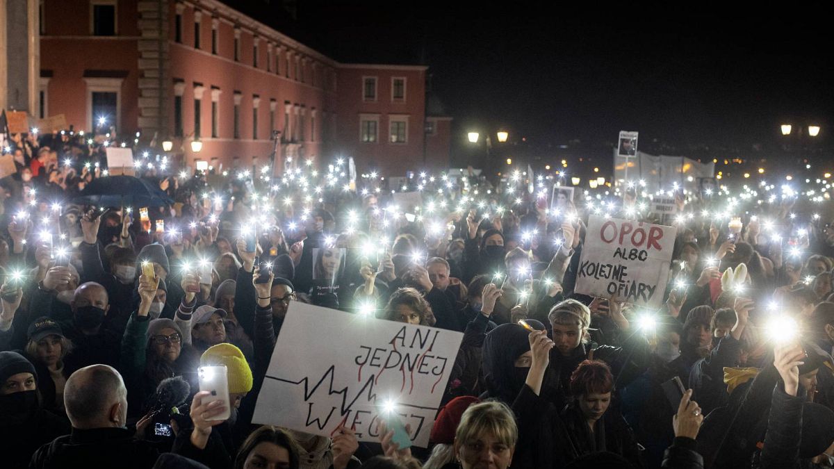 Polonya'da protesto gösterisi