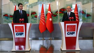 CHP Genel Başkanı Kemal Kılıçdaroğlu, Demokrat Parti Genel Başkanı Gültekin Uysal