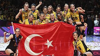 VakıfBank, Kadınlar Dünya Kulüpler Voleybol Şampiyonası'nda kupayı kazandı