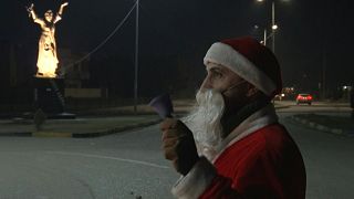 ویدئویی از بابا نوئل‌های عراقی در خیابان‌های الحمدانیه