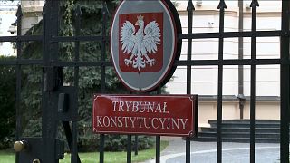 Bruxelas inicia processo de infração contra Polónia