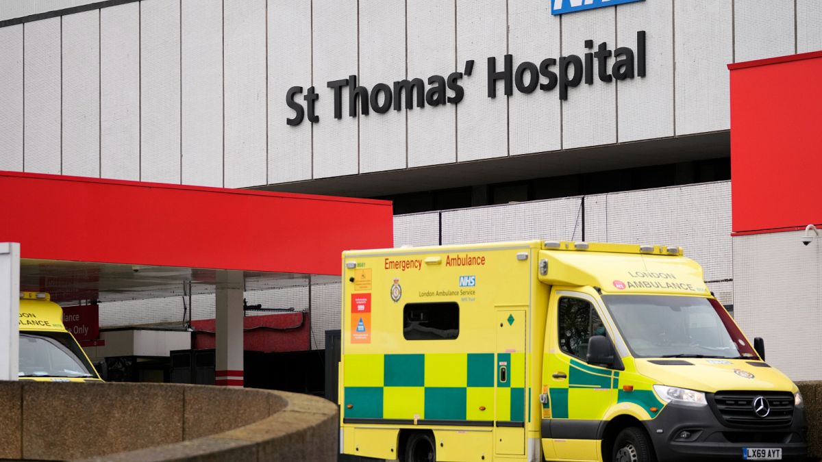 مستشفى سانت توماس في لندن.