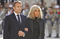 Fransa Cumhurbaşkanı Emmanuel Macron ve eşi Brigitte Macron