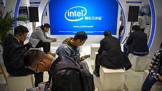 Amerikan çip üreticisi Intel Çinli müşterilerinden, ortaklarından ve kamuoyundan özür diledi
