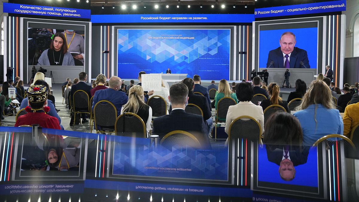 الرئيس الروسي فلاديمير بوتين خلال مؤتمره الصحفي السنوي في موسكو - روسيا.