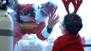 With hospital visits not permitted due to strict pandemic rules, Santa Claus has found a new way to surprise children spending their Christmas in hospital 