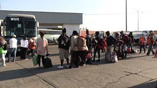 Los inmigrantes han salido en autobuses hacia tres estados del norte de México