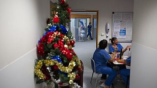 Covid-19: Hospital francês teme aumento de casos no início do ano