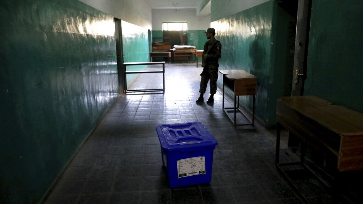 Archív fotón a 2019-es afganisztáni választások egyik szavazóhelyisége