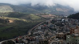لقطة عامة لبلدة مجدل شمس قرب خط الهدنة على مرتفعات الجولان التي احتلتها إسرائيل من سوريا في حرب 1967.