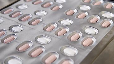Covi-19 : les pays européens commandent en ordre dispersé leurs pilules antivirales