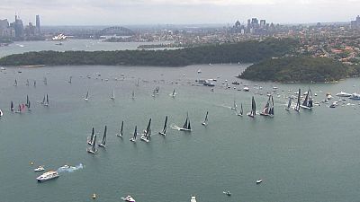 Course à la voile Sydney-Hobart : Black Jack en tête sur une "mer casse bateaux"