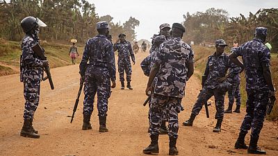 Ouganda : des manifestants contre la hausse du coût de la vie arrêtés