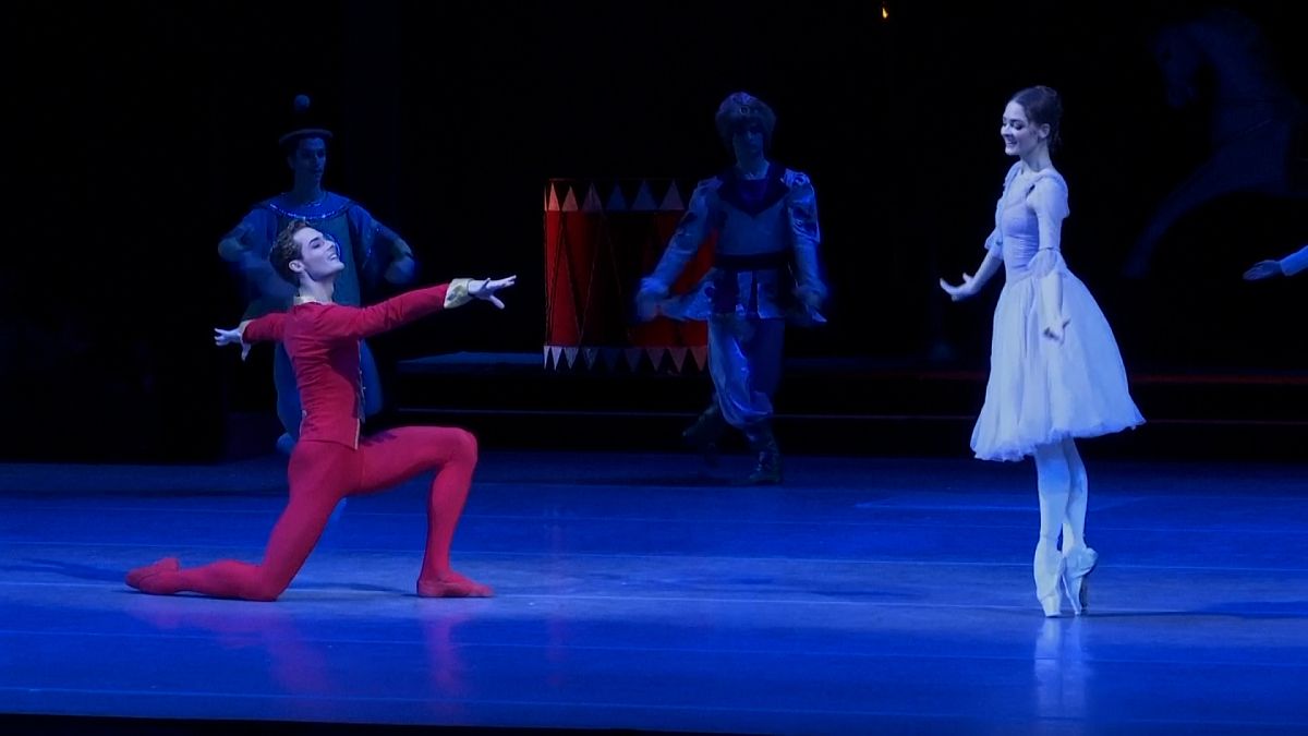 A scene from The Nutcracker ballet (Moscow, Bolshoi Theatre Deecember 2021)