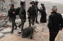 La famila Atrash desesperada por la destrucción de su hogar por el Ejército de Israel