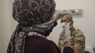 Turquía empieza a administrar la vacuna Turkovac, de producción propia, ante el aumento de contagios