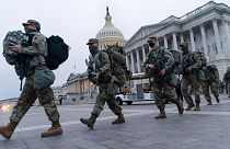 نیروهای گارد ملی مقابل ساختمان کنگره آمریکا