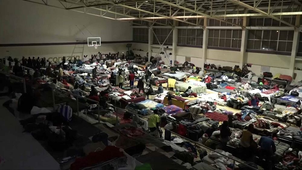 Hundreds of migrants flood shelters at the US-Mexico border