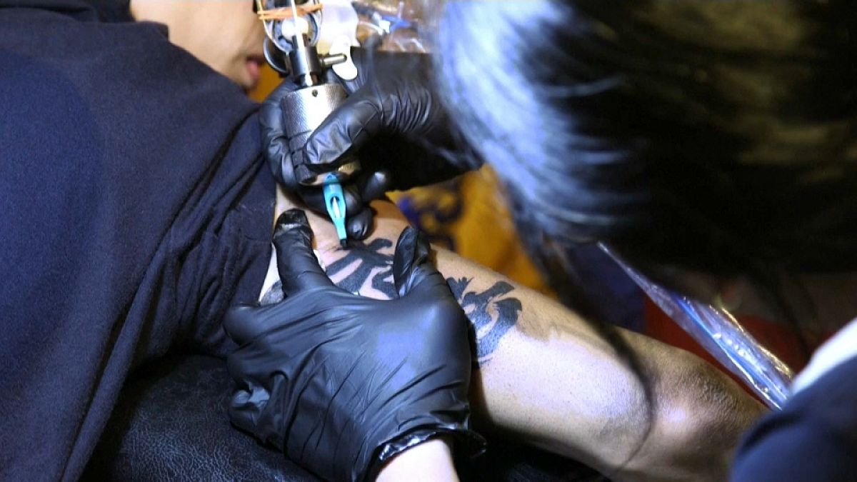La UE controlará las tintas de los tatuajes para evitar las sustancias  tóxicas y cancerígenas
