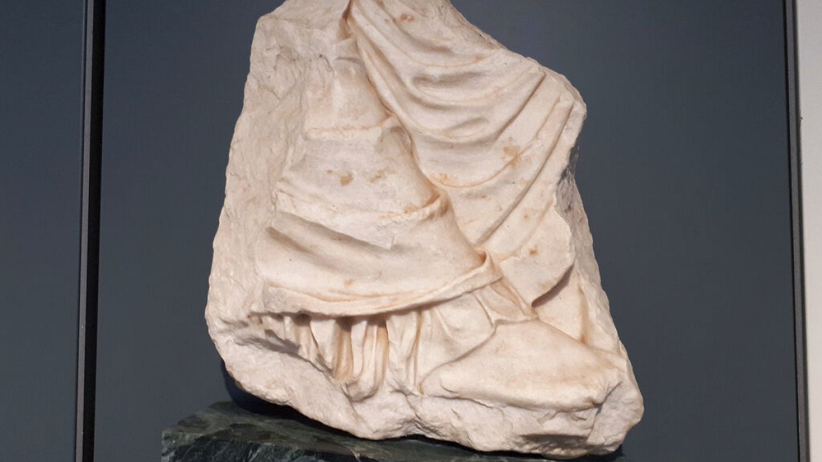 Fragment de la frise du Parthénon d'Athènes, exposé dans le musée archéologique Salinas en Sicile (Italie), le 05/01/2022