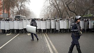 Президент Казахстана: "Именно анархия приводит к нарушению прав человека"
