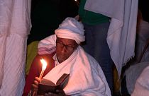 بدون تعليق: الإثيوبيون يحتفلون بعيد الميلاد الأرثوذكسي في مدينة لاليبيلا المقدسة