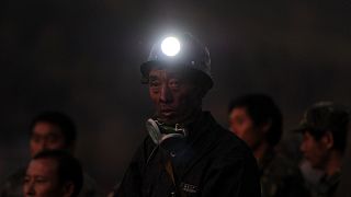 Çin'de bir madende meydana gelen patlama sonrası olaya müdahale eden arama kurtarma ekipleri (arşiv)