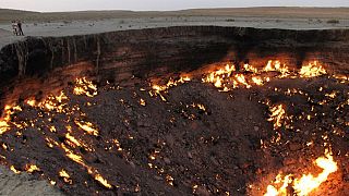 Karakum Çölü'nde bulunan Cehennem Kapısı olarak adlandırılan Derveze gaz krateri
