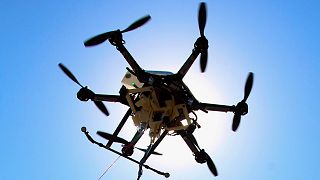 Drones que salvan vidas, llegan antes que las ambulancias en caso de infarto con un desfibrilador