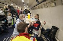 Impfaktion für Kinder im Alter von 5 - 11 Jahren in einem Airbus A300 Zero G auf dem Flughafen Köln, der Flieger wurde bis 2014 für Parabelflüge genutzt.