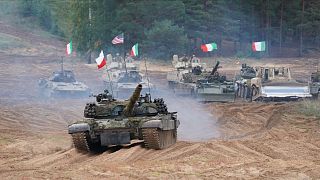 مناورات عسكرية بمشاركة بولندا وإيطاليا وكندا والولايات المتحدة قرب منطقة، كادجا،  لاتفيا ، 13 سبتمبر 2021