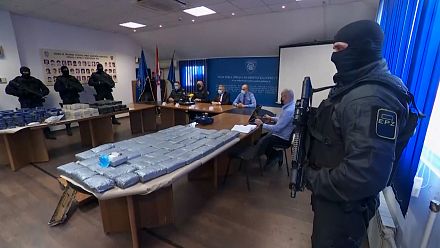 Croatia police display drugs seized in two raids