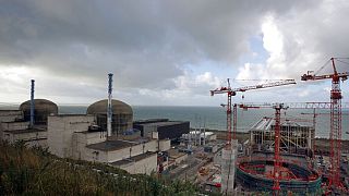 Archives : le réacteur nucléaire de nouvelle génération EPR en construction sur le site EDF de Flamanville (France), le 26/11/2009