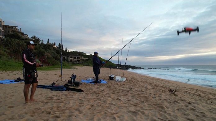 Dicke Fische am Haken: Wenn die Drohne den Köder vor der Küste auslegt