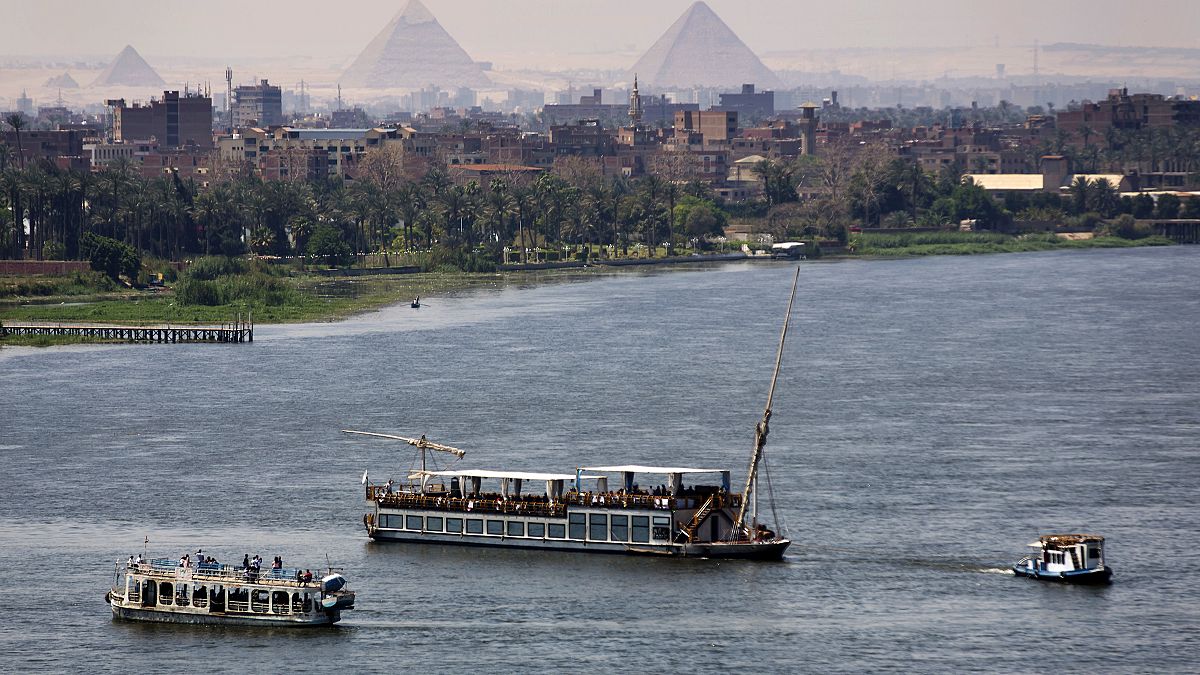 رحلات بحرية على نهر النيل، القاهرة مصر.