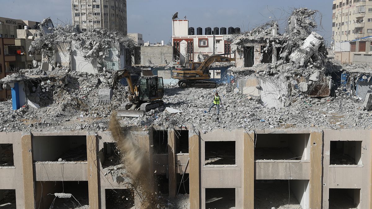 بناية برج الجوهرة إحدى البنايات التي دمرتها إسرائيل في الحرب الأخيرة. 