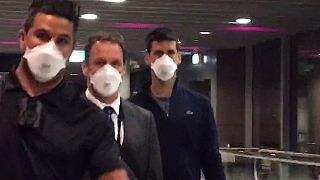 Sırp raket Djokovic, Avustralya'dan sınır dışı edildi