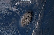 Komoly károkat okozott Tonga szigetén a szombati óceán alatti vulkánkitörés