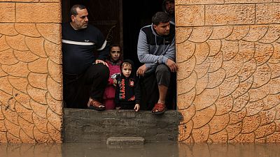 مياه الأمطار تغمر المنازل في غزة