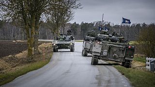 Svédország tankokat vezényelt egyik szigetére, orosz támadástól tartva