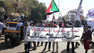 Sudan: Thousands anti-coup protesters rally ahead of a visit by US diplomats