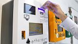 Hong Kong'da Etheryum ve Bitcoin ATM'leri