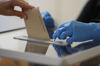 The goal of the application according to its founders is to fight voter absention among the youngest voters.