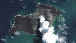 L'irruption du volcan Hunga Tonga Hunga Ha'apai capturée par les satellites de Maxar Technologies, le 6 janvier 2022