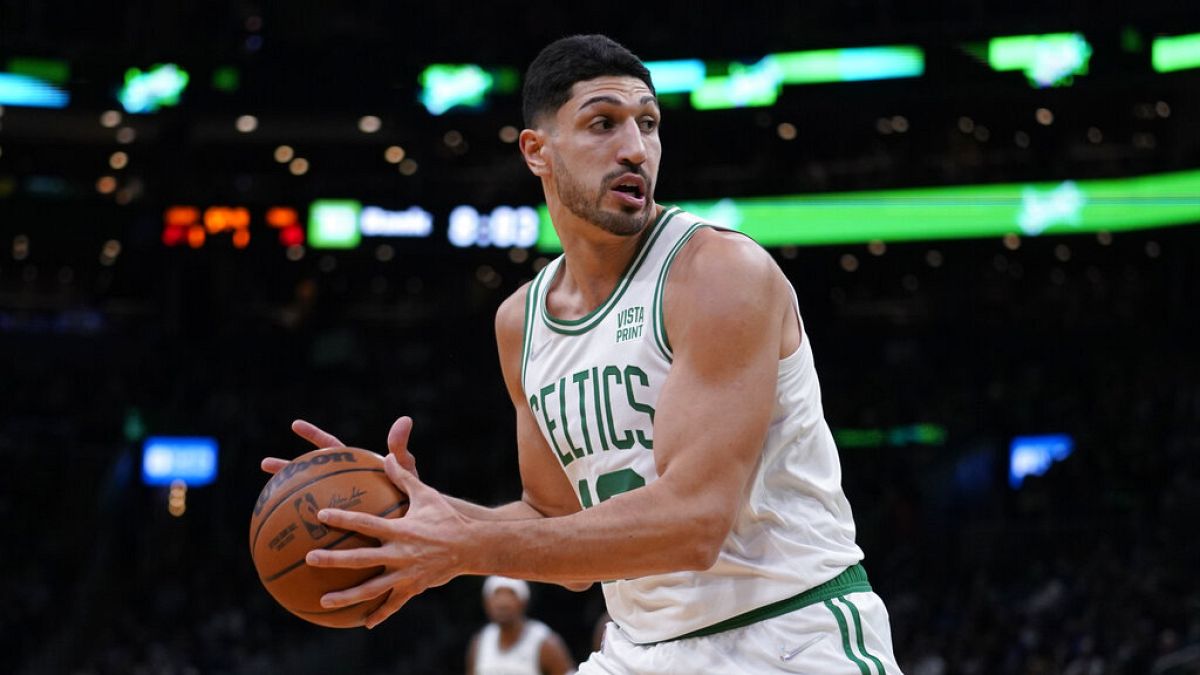 NBA'de Boston Celtics oyuncusu Enes Kanter Freedom